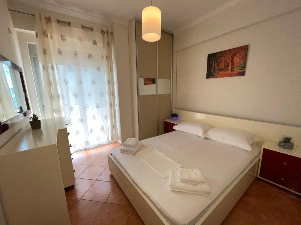 Saranda Central Apartment Exteriör bild