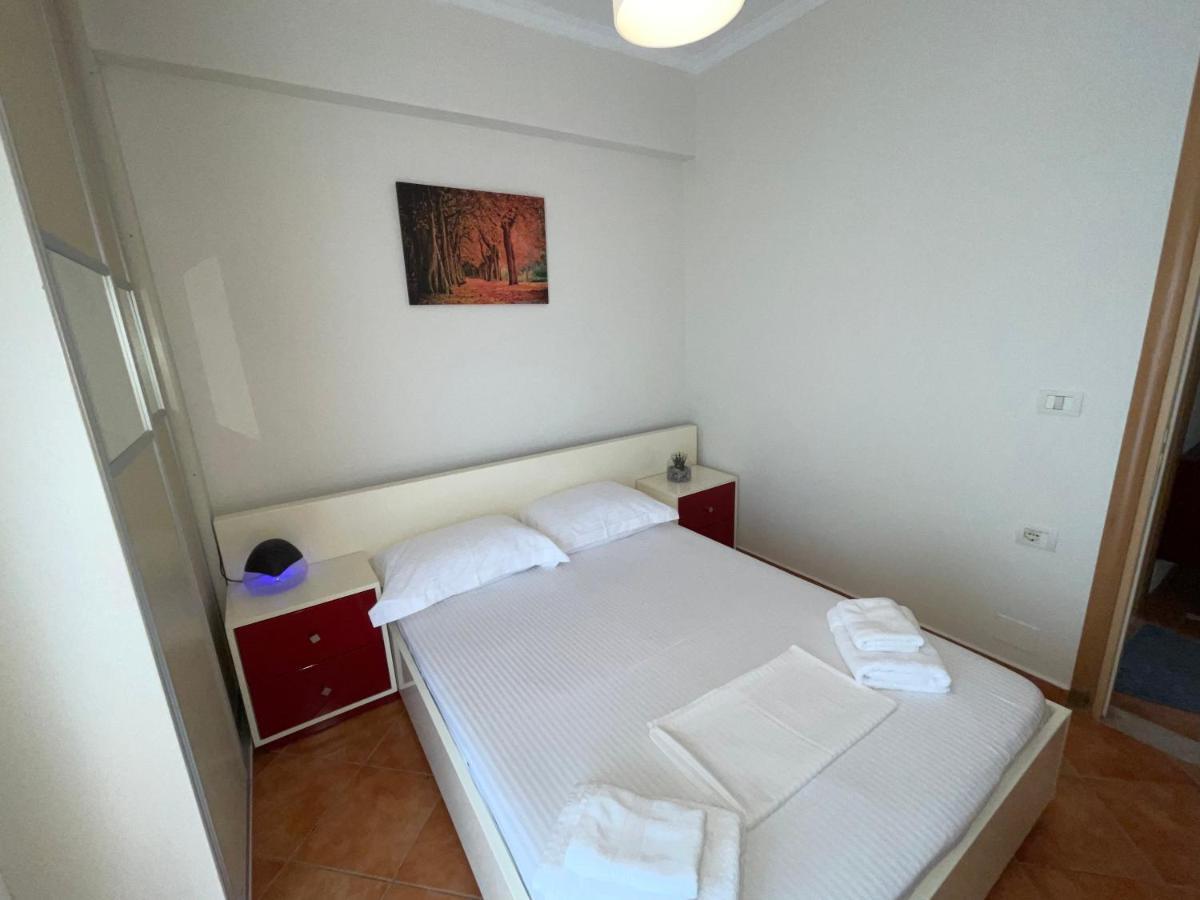 Saranda Central Apartment Exteriör bild